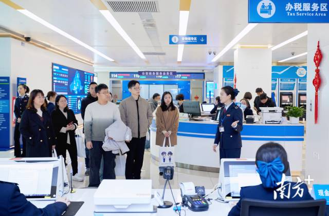 【南方+】汕尾各地税务部门多形式开展税收宣传月活动